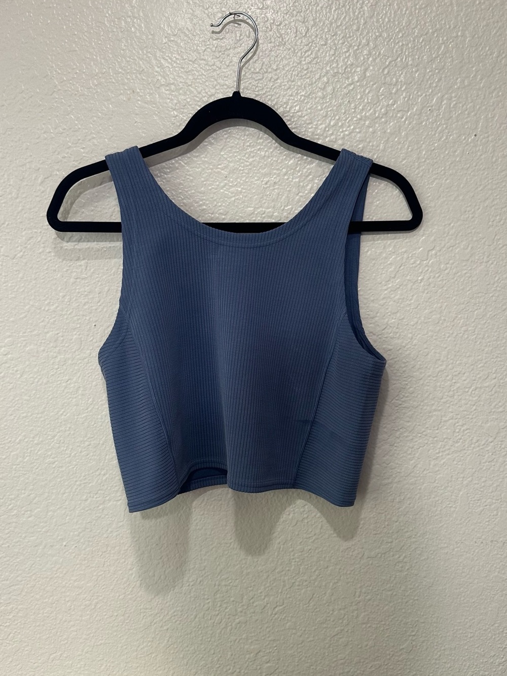 Lululemon Ribbed Cropped Tank Top
